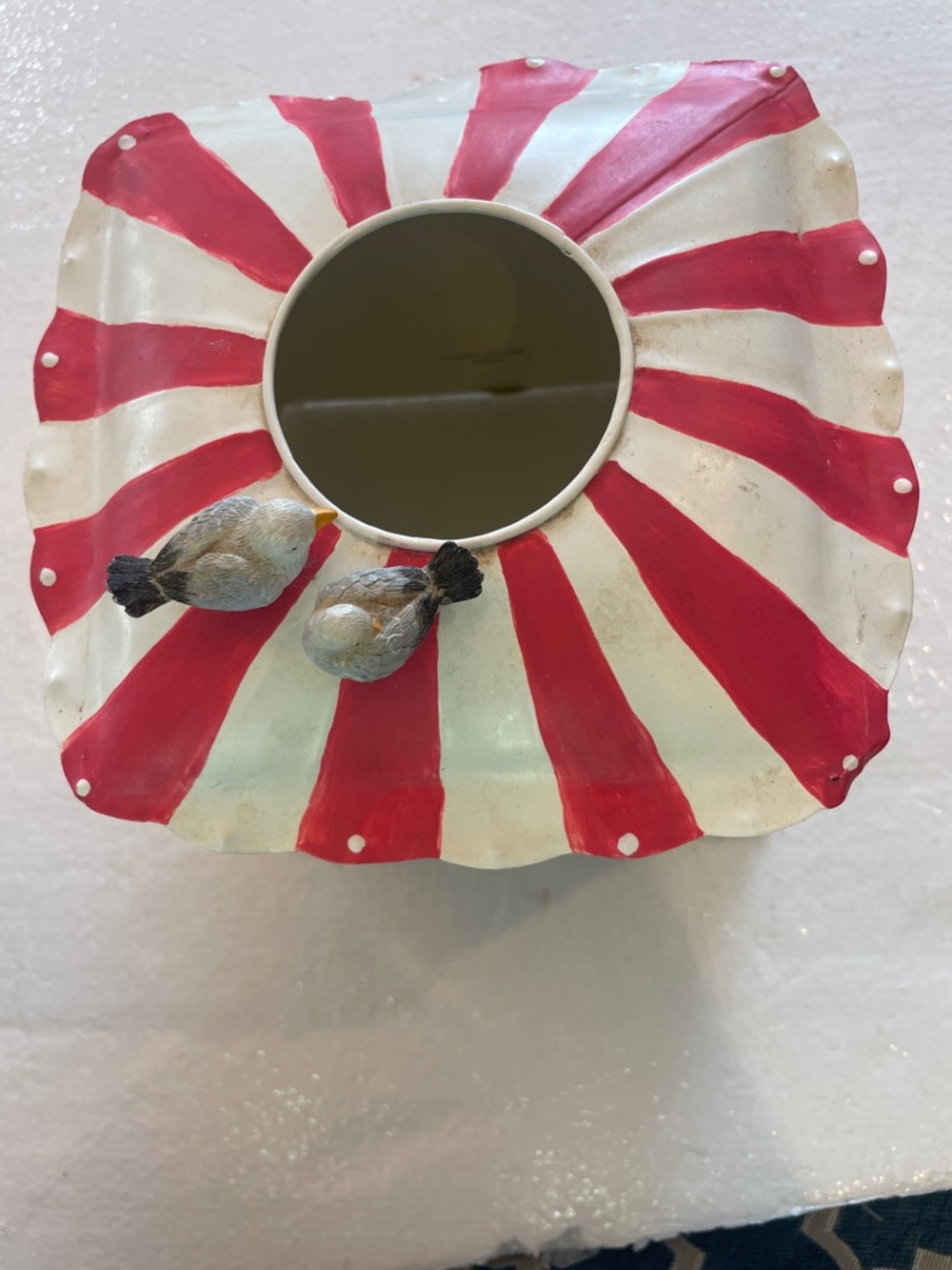 Vintage Laura Ashley Hand painted Seaside tissue box birds Red Striped metal Tin - Picture 2 of 11